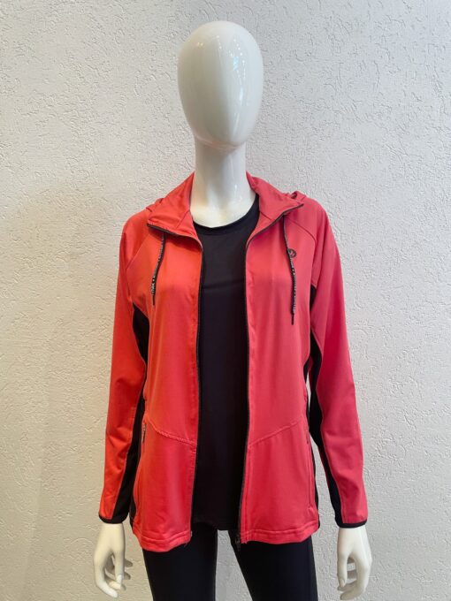 Campera Supplex Mountain con Capucha