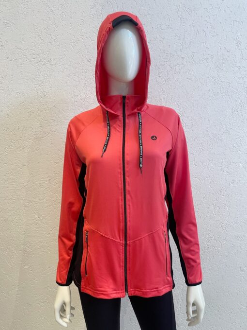 Campera Supplex Mountain con Capucha - Imagen 2