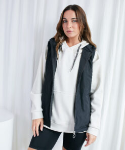 Alternative view of Chaleco Matelasse Gota