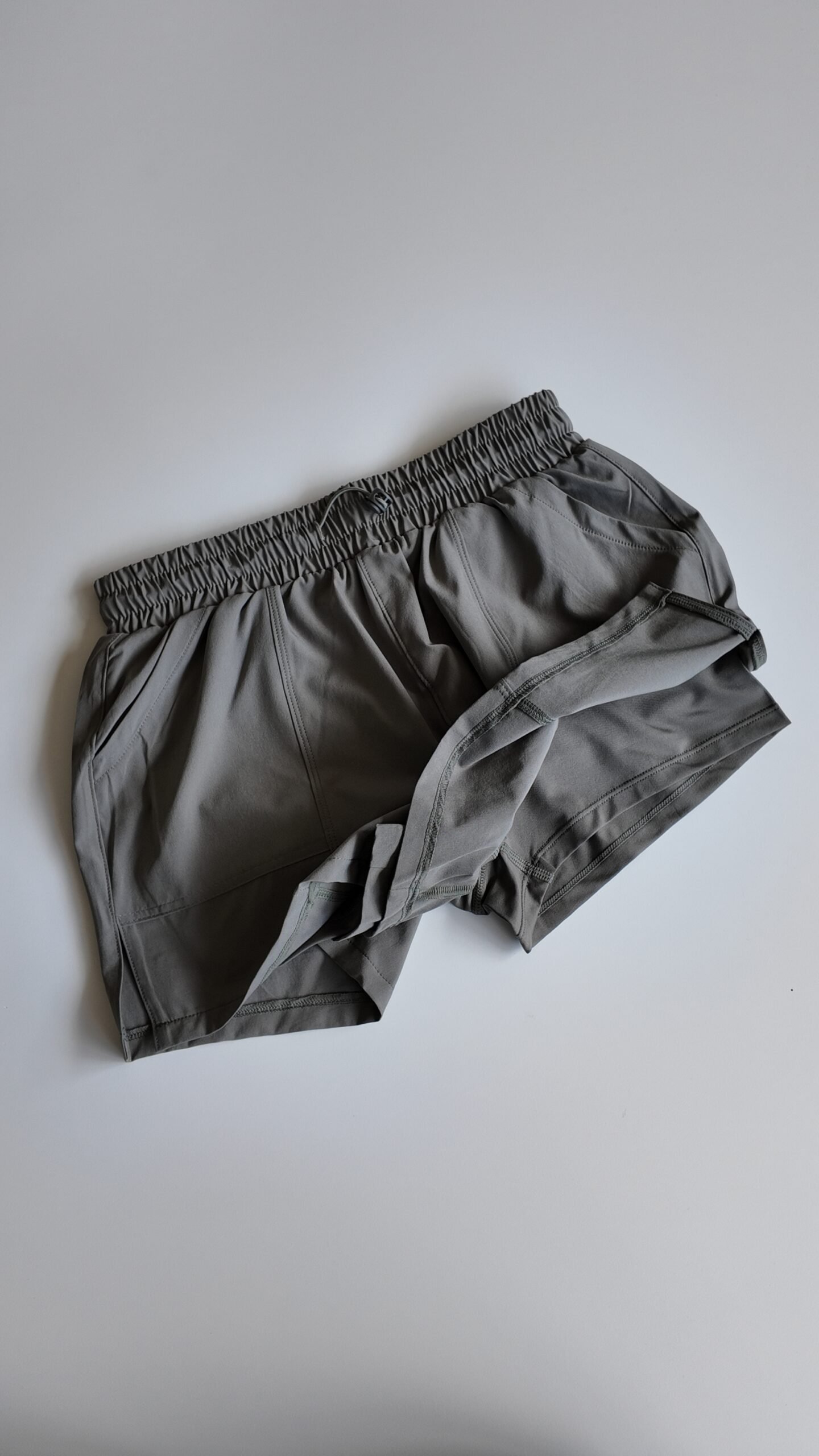 Short Rompeviento Reni - Imagen 2